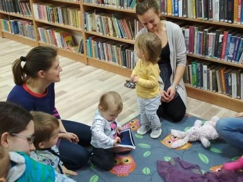 Gordonki w bibliotece w Jeszkowicach